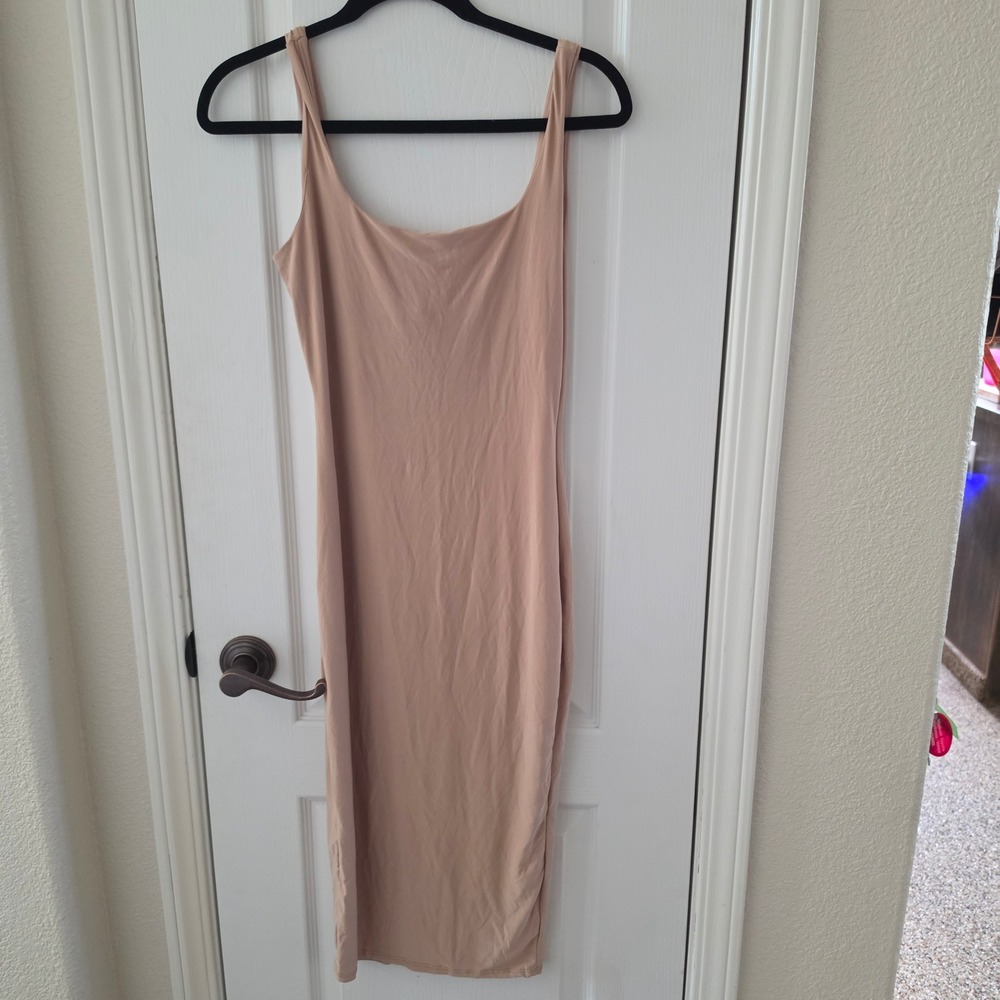 Uptown J Tan Nude Bodycon Midi Dress Sleeveless Scoop Neck Size L D11036